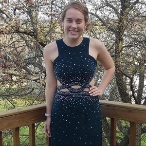 Meet your Posher, Olivia